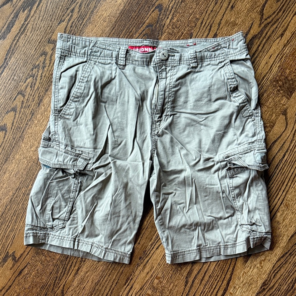 B18 UNIONBAY Men's 34 Tan Cargo Shorts